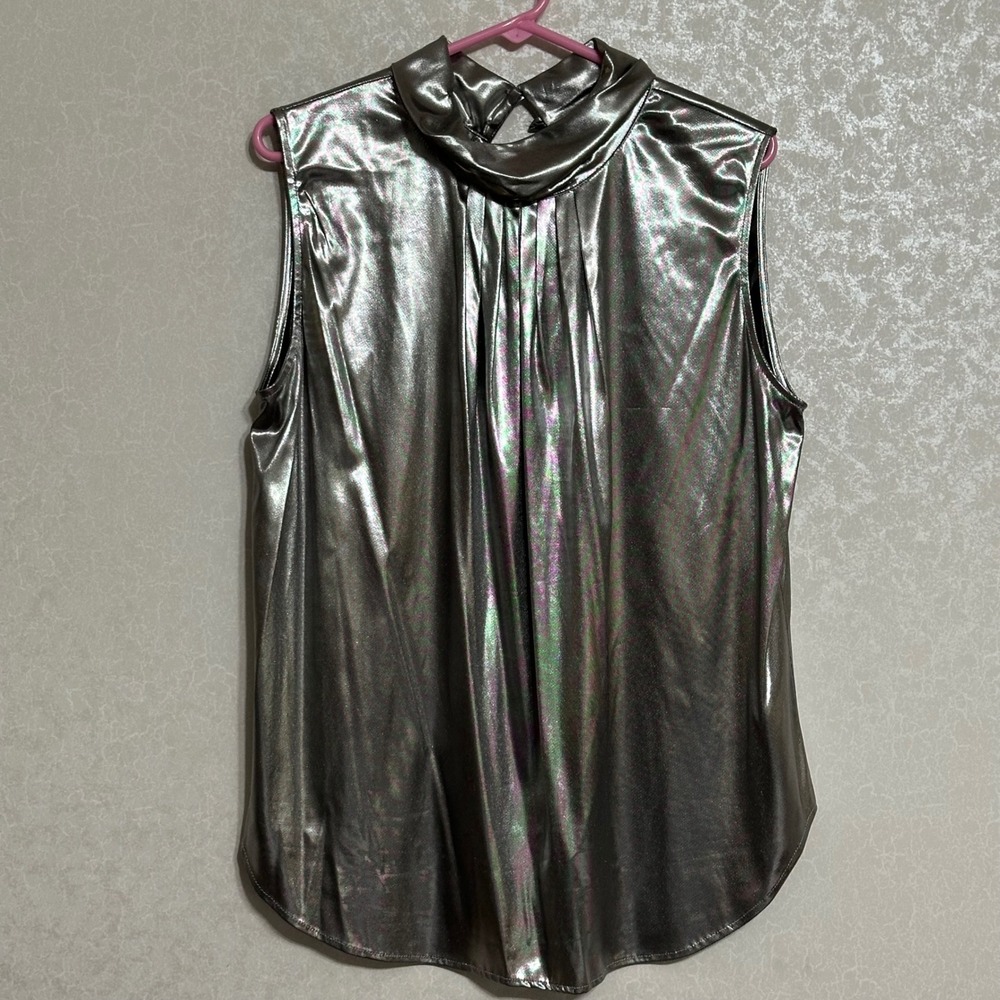 Atrium Woman Metallic Silver Mock Neck Sleeveless Blouse Futuristic Vintage L
